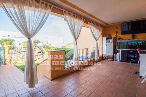 Apartment in Son Bou