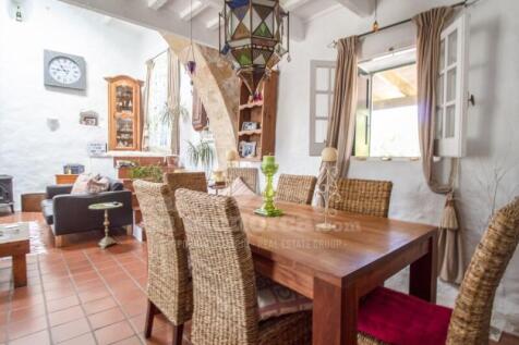 Living Room and Comendor Country House Menorca