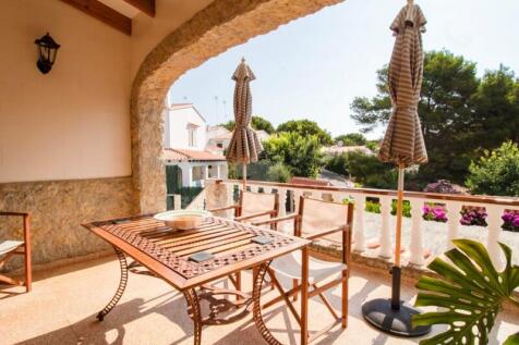 Villa with pool near the beach in Arenal den Castell