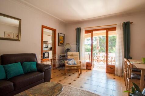 Villa with pool near the beach in Arenal den Castell