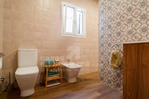 Villa with pool near the beach in Arenal den Castell