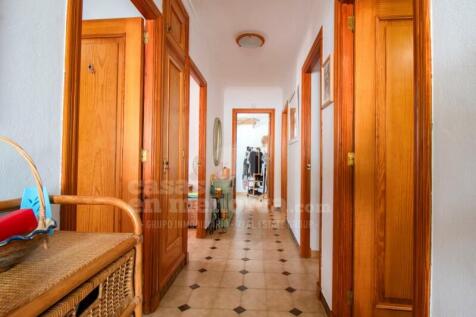 Villa with pool near the beach in Arenal den Castell
