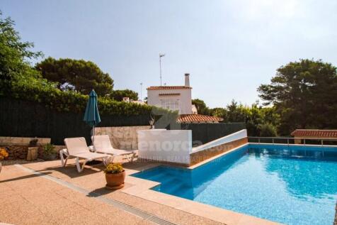 Villa with pool near the beach in Arenal den Castell