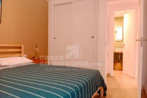 Apartment with tourist license in Cala Blanca