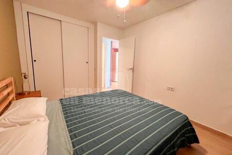 Apartment with tourist license in Cala Blanca