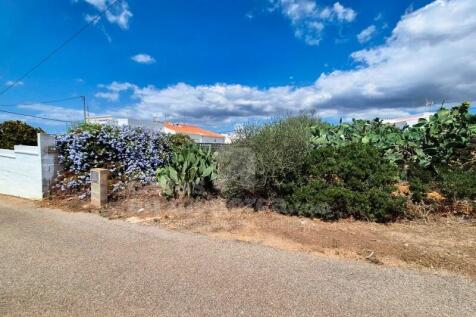 Plot in Cala&#39;n Porter