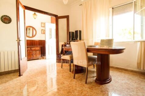 House with patio in Mahon