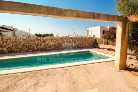 Villa under construction in Son Bou