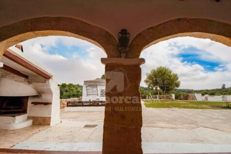 Licensed finca in Menorca