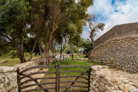 Licensed finca in Menorca
