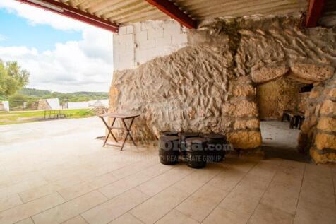 Licensed finca in Menorca