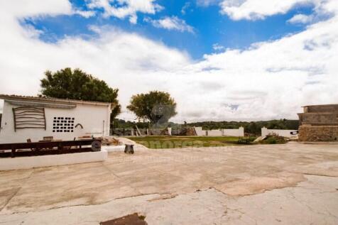 Licensed finca in Menorca