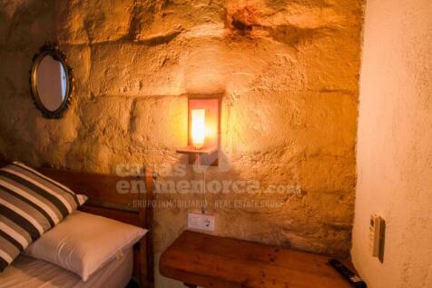 Licensed finca in Menorca