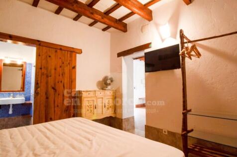 Licensed finca in Menorca