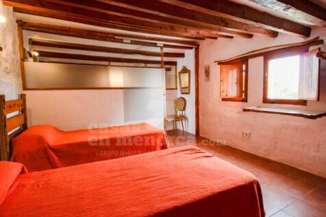 Licensed finca in Menorca