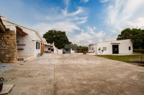 Licensed finca in Menorca