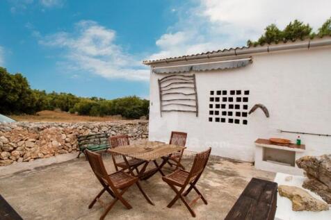 Licensed finca in Menorca
