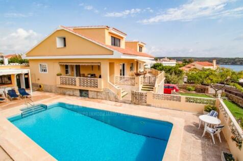Villa with pool in Santa Ana