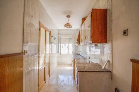 House with garage in Alaior