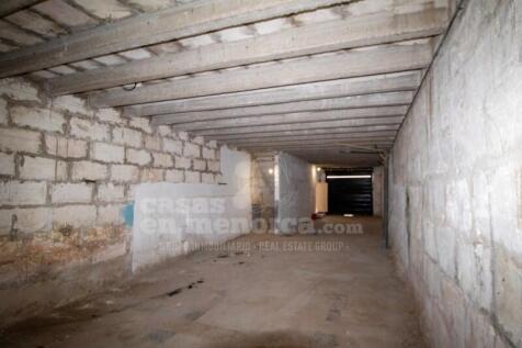 House with garage in Alaior