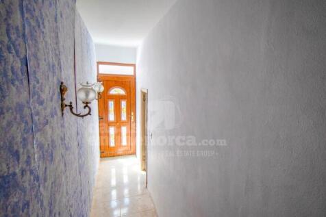 House with garage in Alaior