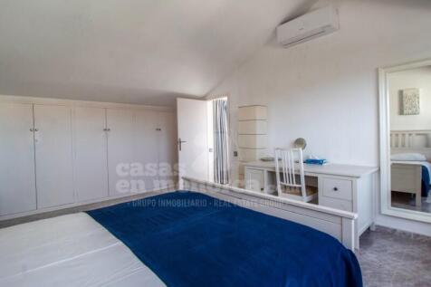Apartment with pool in Binibeca
