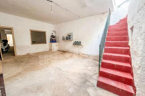 House with garage in Ciutadella