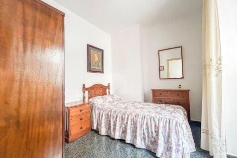 House with garage in Ciutadella