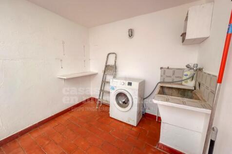 House with garage in Ciutadella