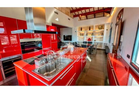 House with pool in Ciutadella