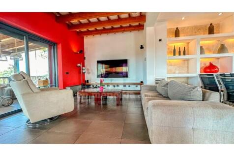 House with pool in Ciutadella