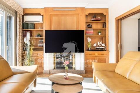 Stately penthouse in Centro Mahon