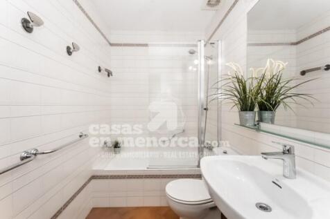 Stately penthouse in Centro Mahon