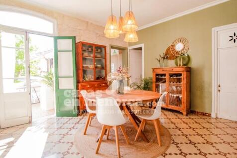 House with garden in Mahon - Living room