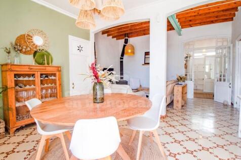 House with garden in Mahon - Living room