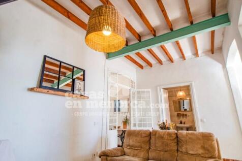 House with garden in Mahon - Living room