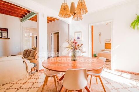 House with garden in Mahon - Living room