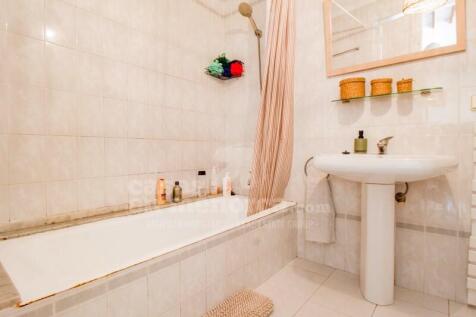 House with garden in Mahon - Bathroom