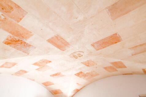 Country house with pool in Llucmasanes