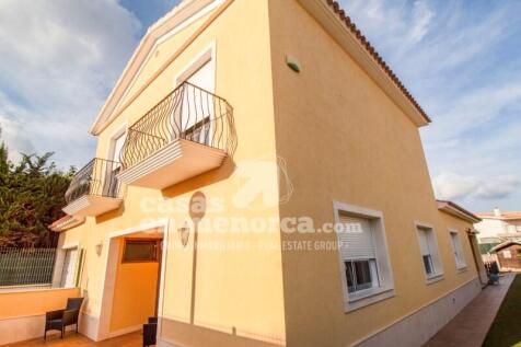 Villa with pool in Malbuger