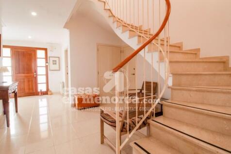 Villa with pool in Malbuger