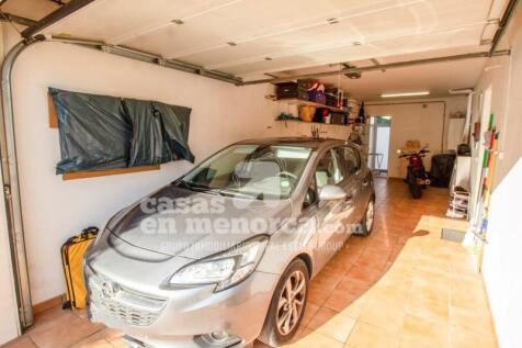 Villa with pool in Malbuger