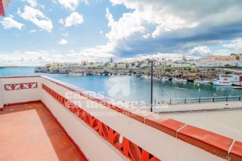 House on the seafront of Es Castell