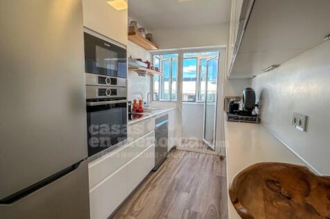 Apartment for sale in Ciutadella