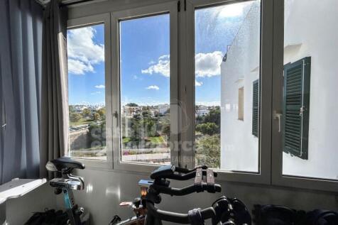 Apartment for sale in Ciutadella