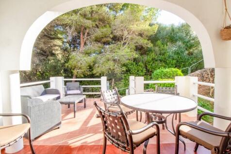 Apartment with tourist license Addaia