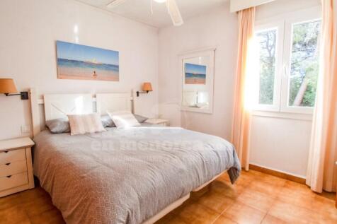 Apartment with tourist license Addaia