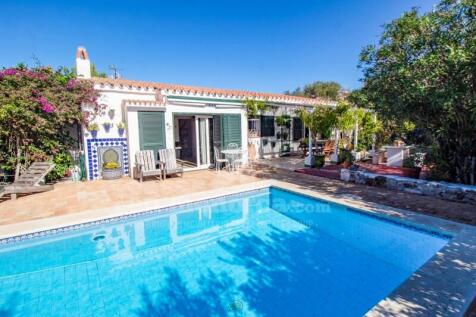 Country house in Shangrila