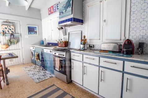 Country house in Shangrila