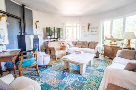 Country house in Shangrila